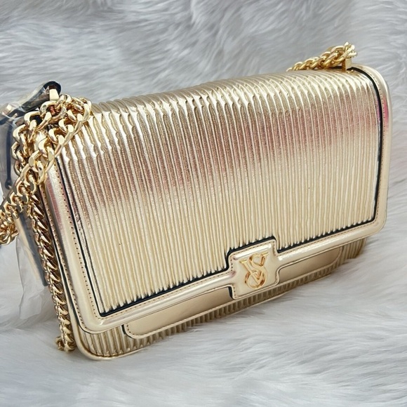 Victoria Secret Gold Designer Chain Shoulder Bag - Picture 2 of 10